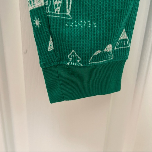 Kid’s Wondershop Christmas pj’s - Picture 5 of 11